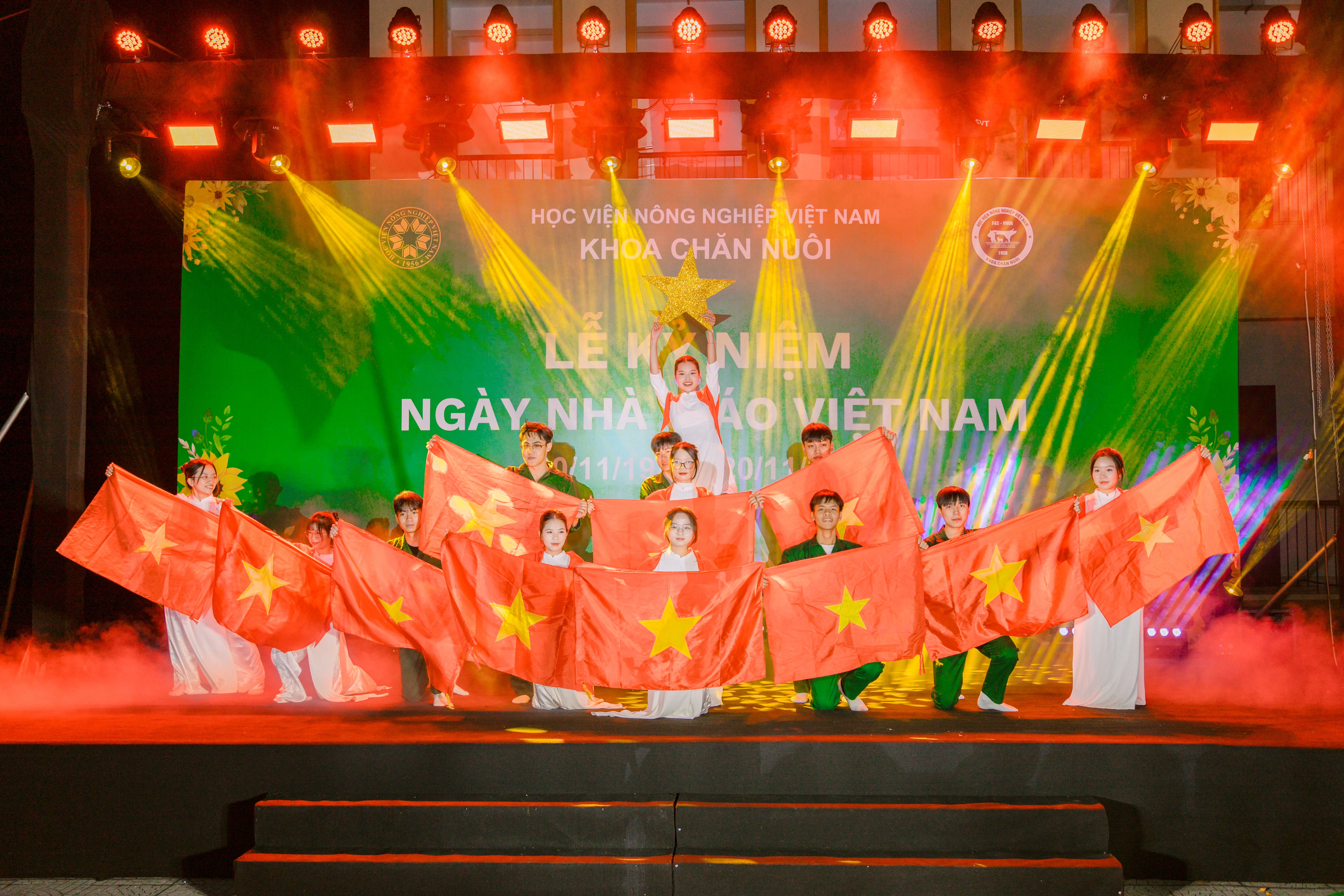 Lễ 20/11 Khoa Chăn nuôi